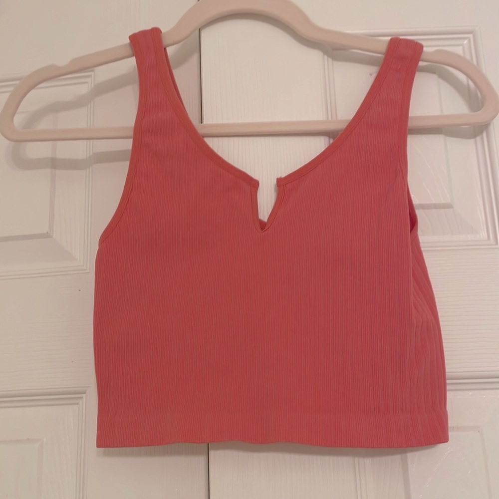 Forever 21 pink stretchy athletic crop top